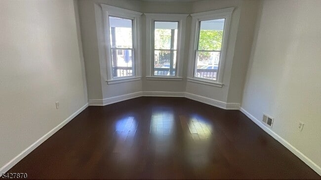 Foto del edificio - 120 S 7th St