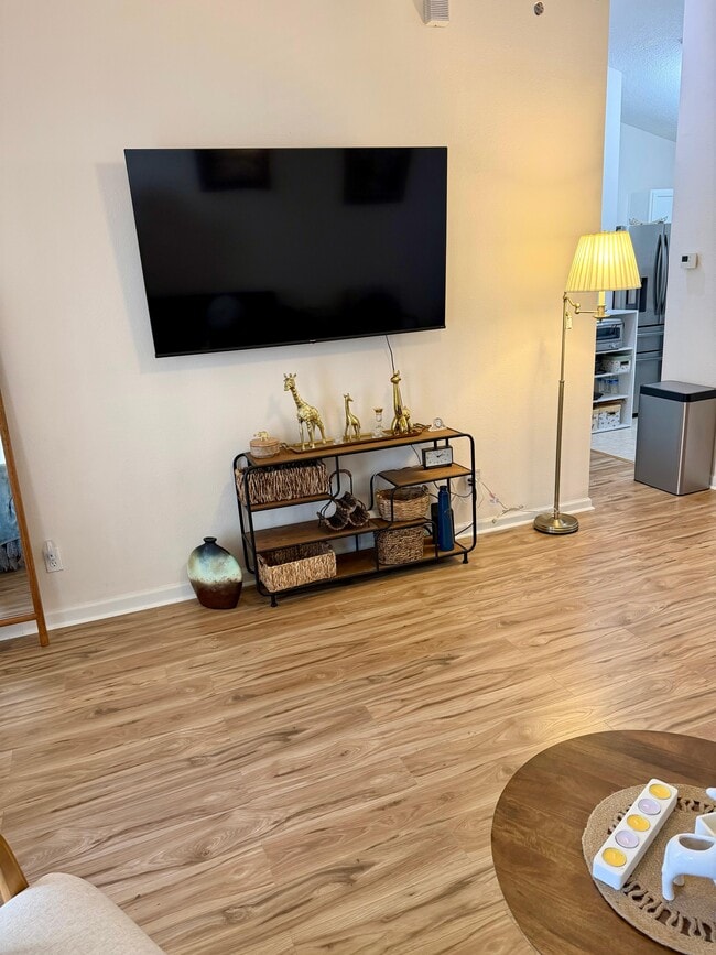 Foto del edificio - 575 Oakleaf Plantation Pkwy