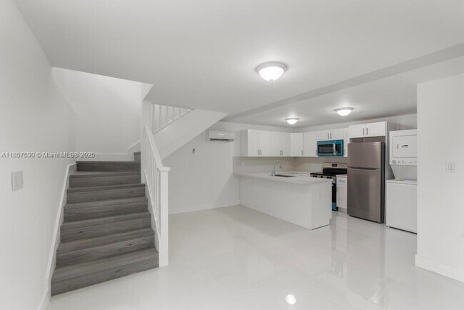 Building Photo - 1116 NW 51st Terrace