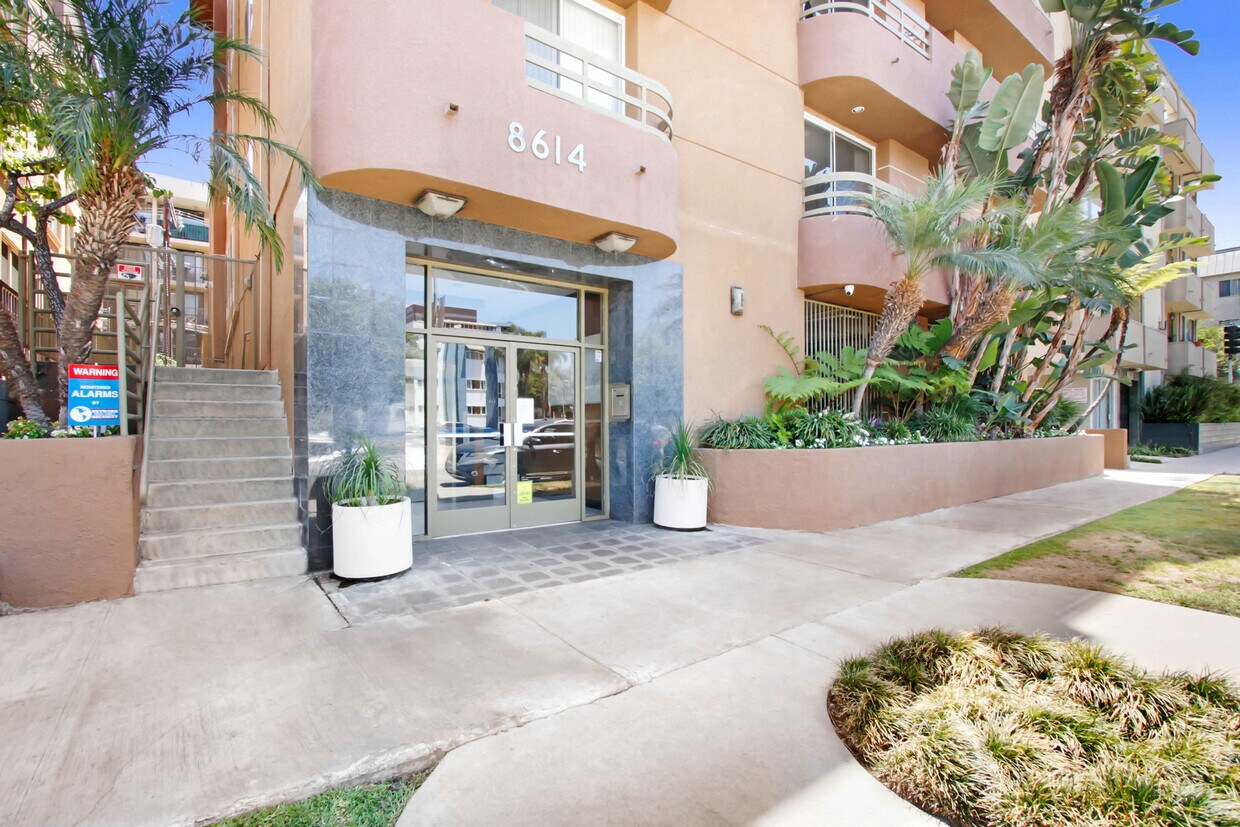 Primary Photo - 8614 Burton Way Apartments