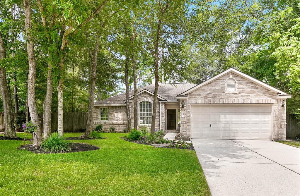 Primary Photo - 99 S Wynnoak Cir