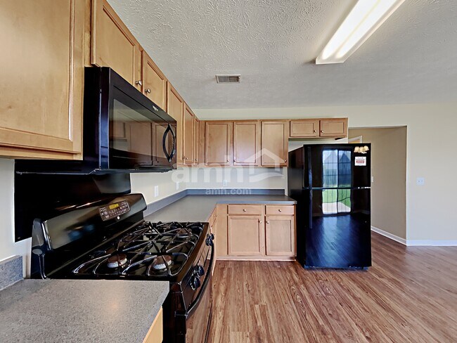 Building Photo - 316 Stewart Springs Dr