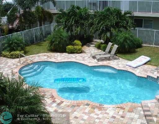 Building Photo - 1424 Holly Heights Dr