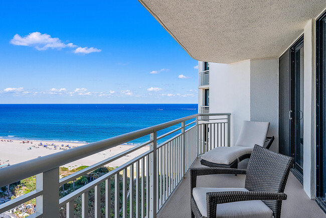 Building Photo - 3000 N Ocean Dr