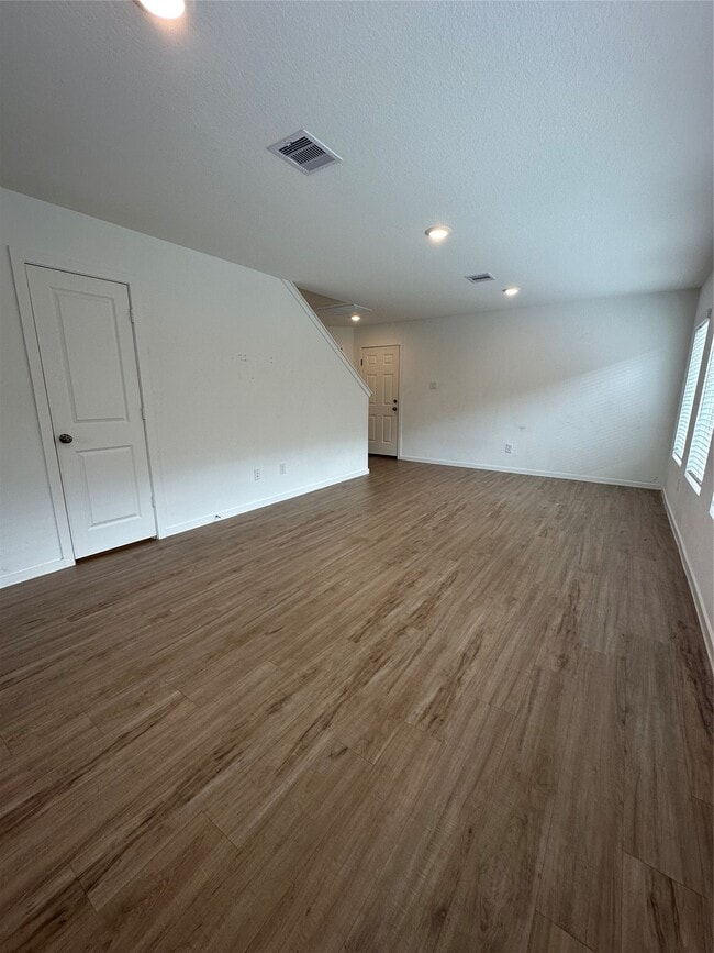 Building Photo - 3004 Courtney Coral Ln