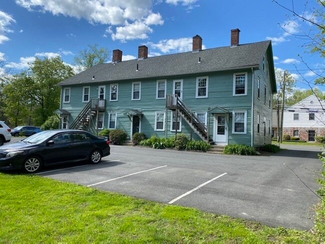 Building Photo - 797 Main St