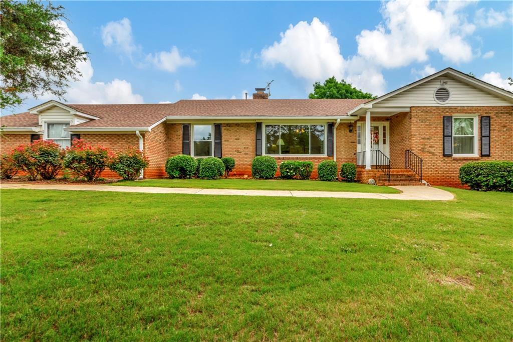 1305 Summers Dr, Pendleton, SC 29670 House Rental in Pendleton, SC