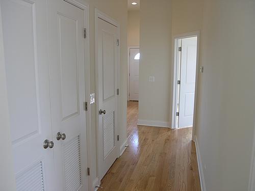 Building Photo - 3823 S Lowe Ave