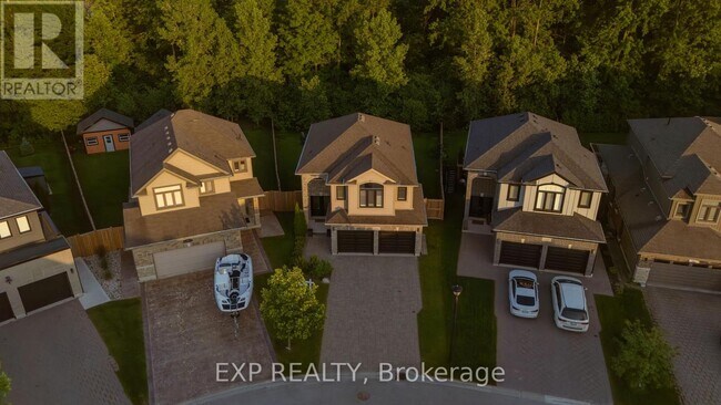 Building Photo - 2180 Yellowbirch Pl