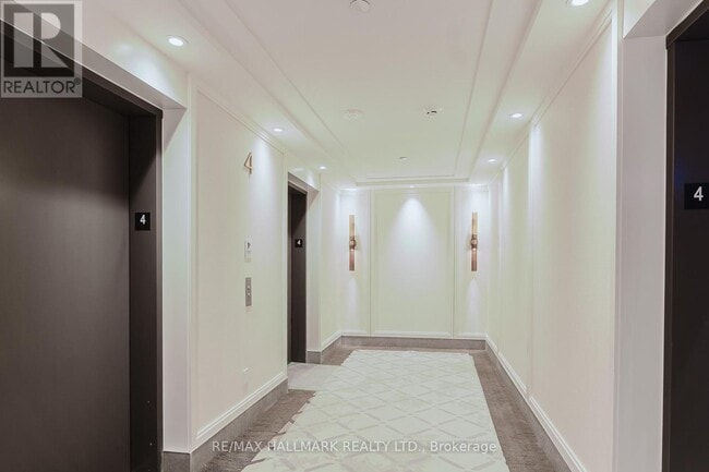 Photo du bâtiment - 259 The Kingsway