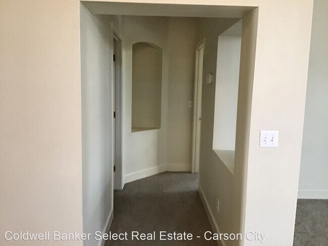 Building Photo - 3 br, 2 bath House - 2874 Crossridge Dr.