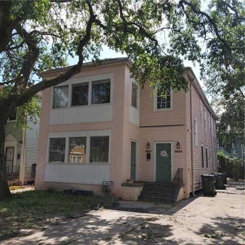 Building Photo - 3807 Octavia St