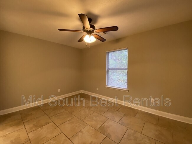 Foto del edificio - 316 Bellewood Ln