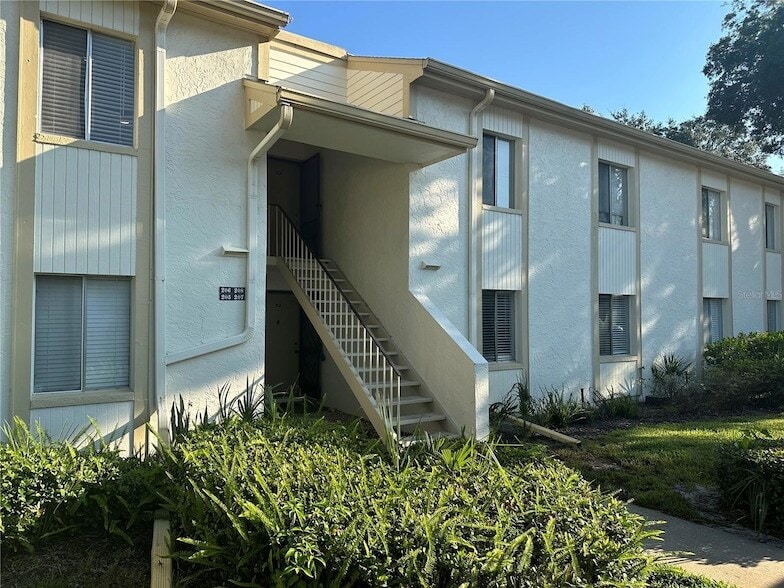 Primary Photo - 207 Palmetto Ct