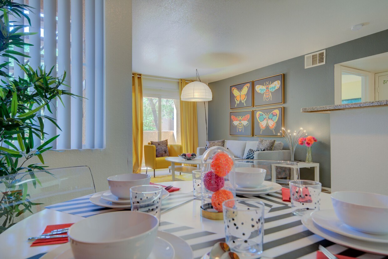 Cheyenne Trails Apartments Las Vegas, NV