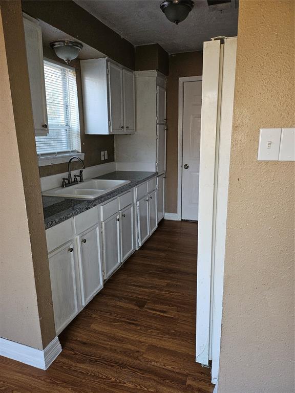 Foto del edificio - 15829 Ridgeroe Ln