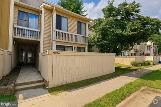 Building Photo - 9926 Ridgeline Dr
