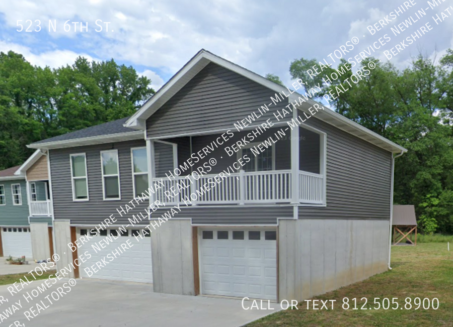 2 Bedroom, 2 Bath House with 3 Car Garage! House Rental in Clinton