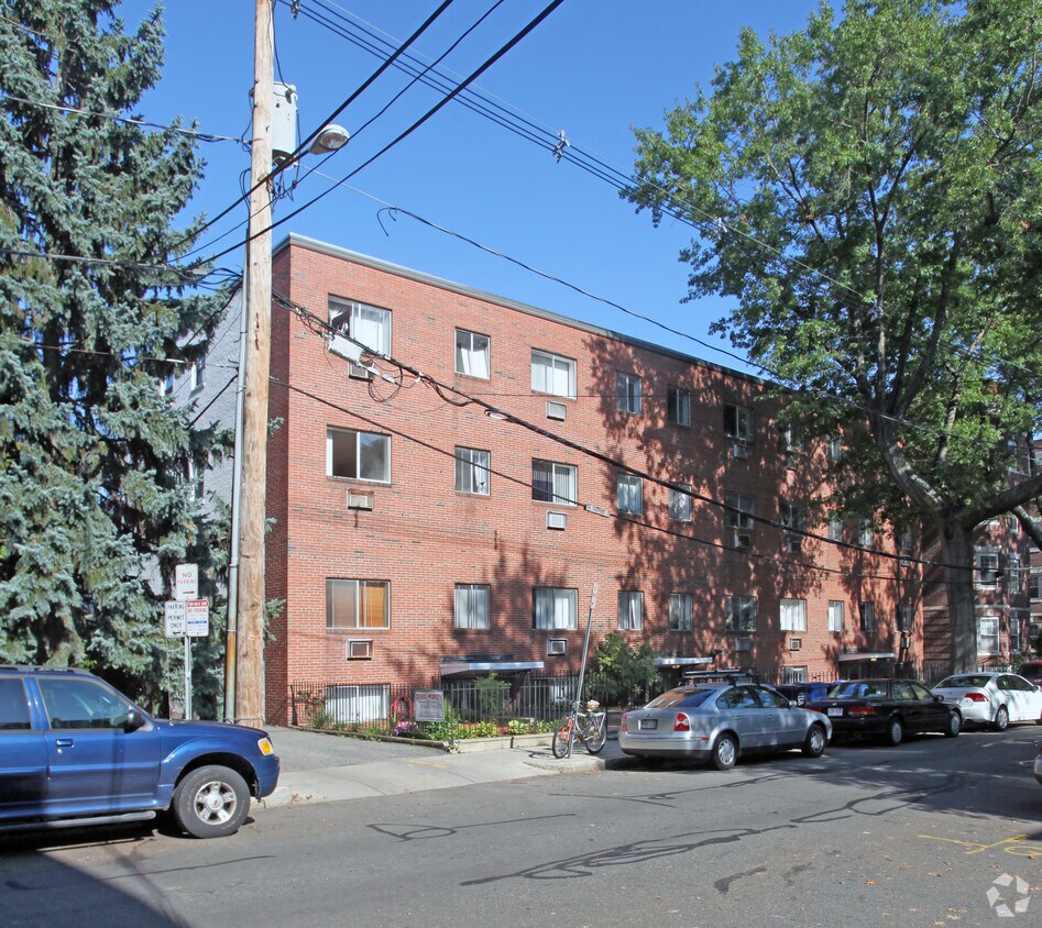 Primary Photo - 25-33 Lee St