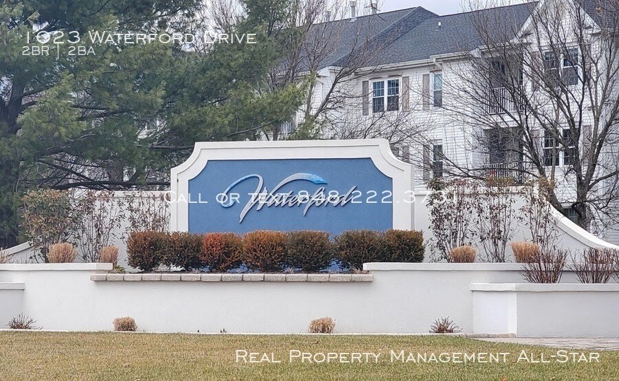Foto principal - 1023 Waterford Dr