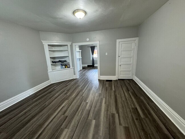 Foto del edificio - 7321 Woodlawn Ave
