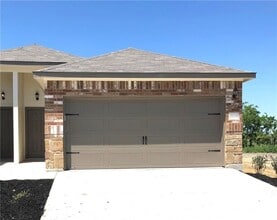 Building Photo - 398 Jack Rabbit Ln
