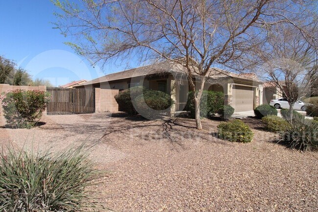 Foto del edificio - 18620 W Larkspur Dr