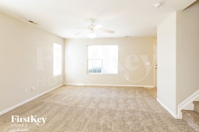 Building Photo - 3369 Tinley Park Dr