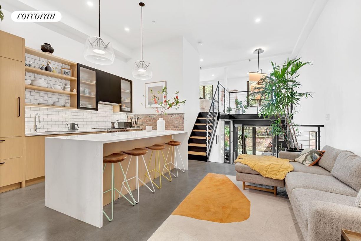 Foto principal - 37 Carroll St