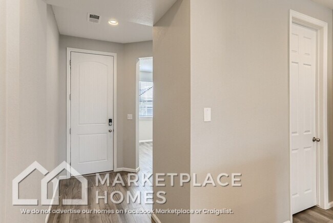 Foto del edificio - 27003 E Archer Ave