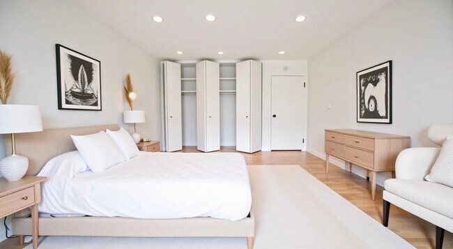 Foto del edificio - 449 W 50th St