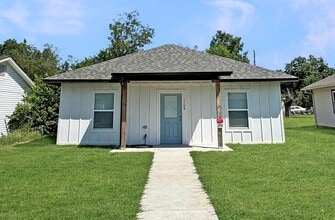 Building Photo - 1108 W Dewey St
