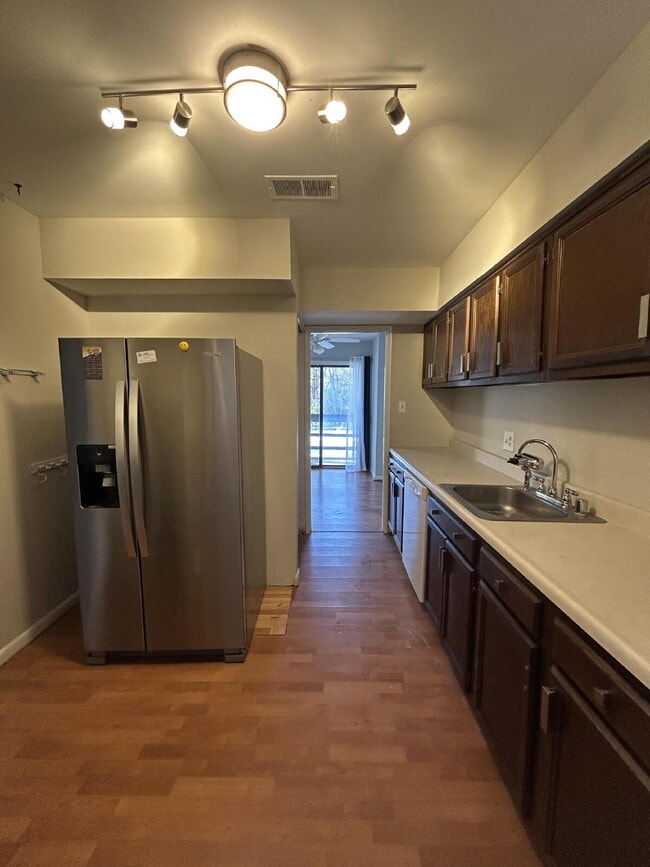 Building Photo - 2348 Antiqua Ct