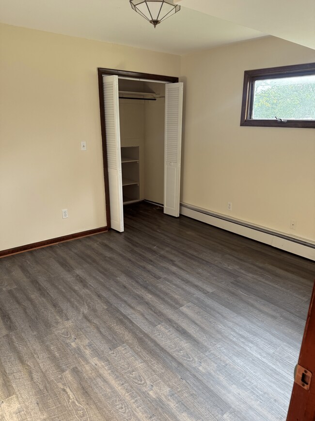 Building Photo - 3684 Walden Ave