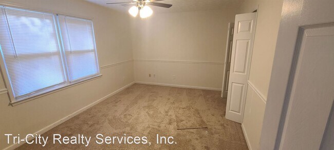 Building Photo - 4 br, 2 bath House - 155 Drennan Drive