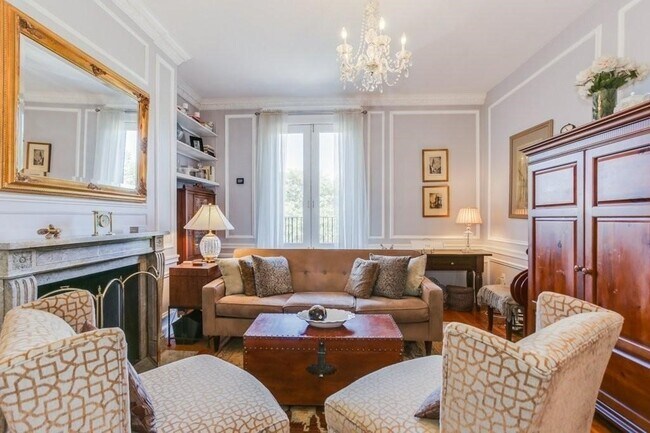 Foto del edificio - 164 Beacon St