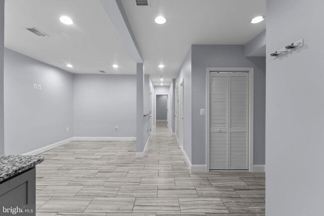 Foto del edificio - 1416 Meridian Pl NW