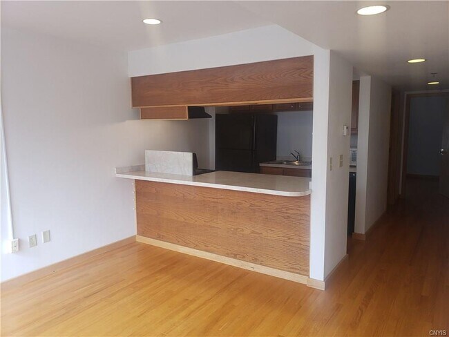 Foto del edificio - 208-212 W Genesee St