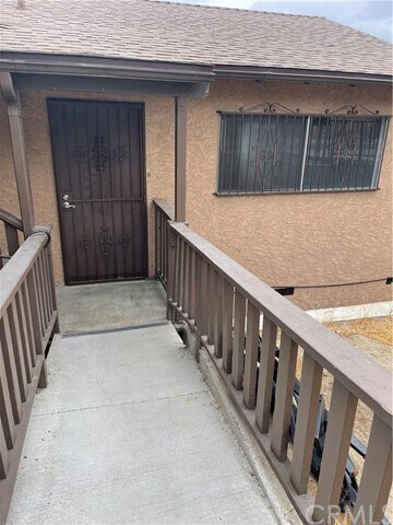 Foto del edificio - 3924 Dwiggins St