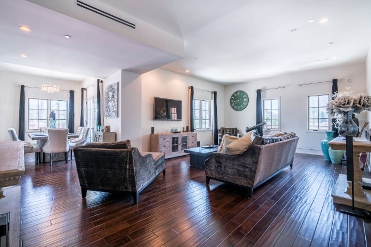 Primary Photo - Stunning Multi-Level Penthouse 2 bed - 2.5 bath in Fabulous Beverly Hills Location