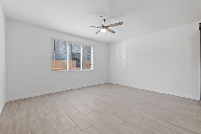 Building Photo - Brand New 3 Bedroom Townhome with Premium Upgrades & Resort-Style Amenities!