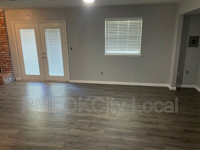Foto del edificio - 3708 N Eagle Ln