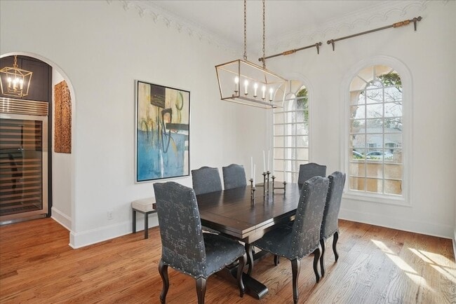 Foto del edificio - 6807 Lupton Dr