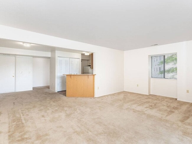 Foto del edificio - Oak Shores Apartments