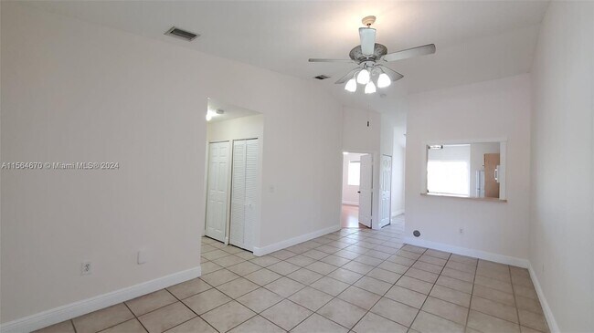 Building Photo - 640 NW 79th Ave