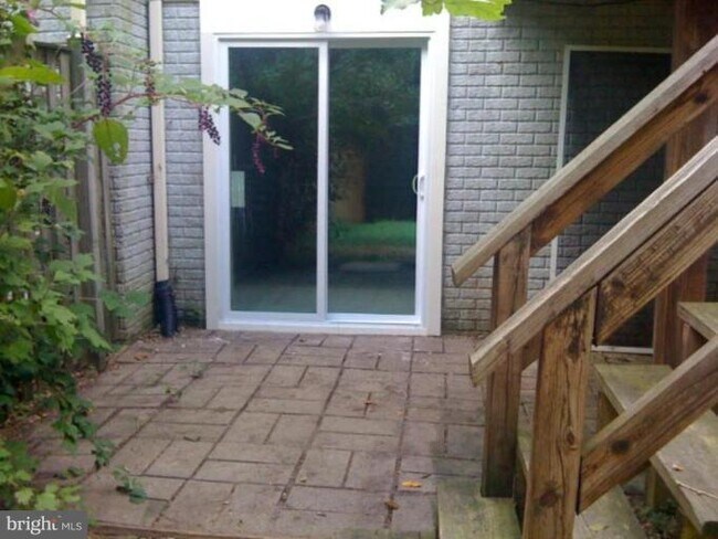 Foto del edificio - 13671 Cedar Creek Ln