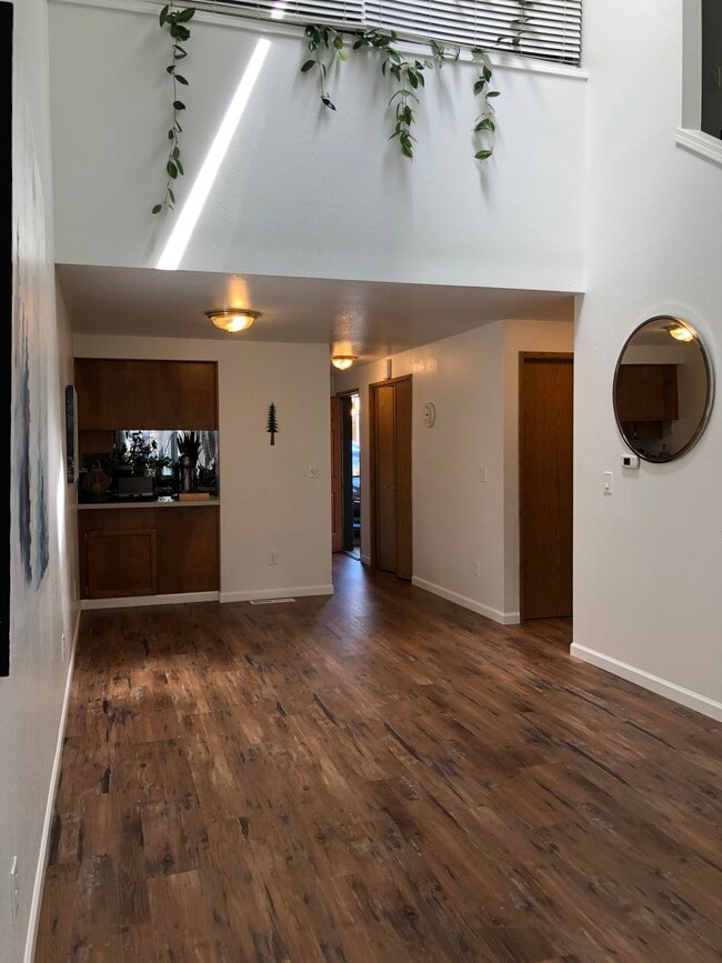 Foto del edificio - 824 SW Maple Tree Dr