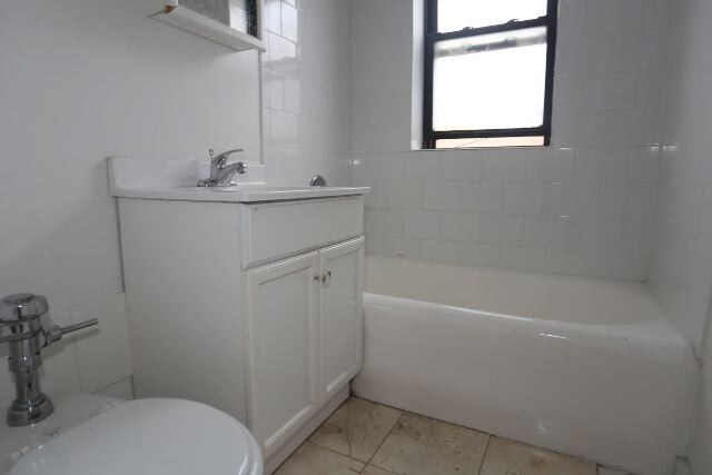 Foto del edificio - 535 W Arlington Pl