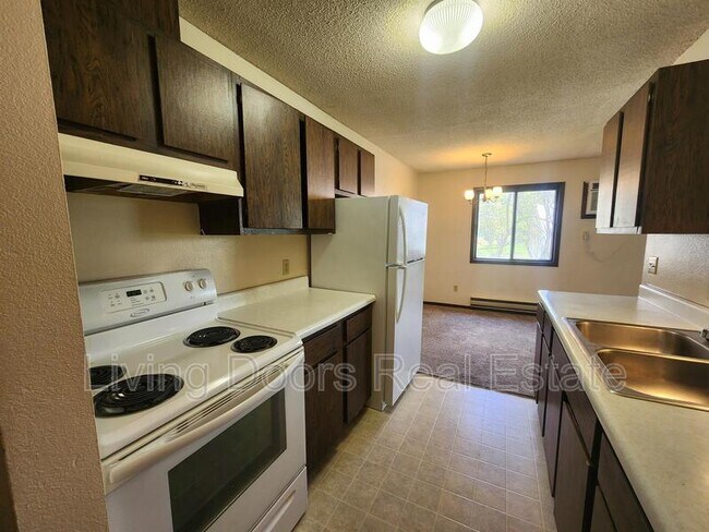 Foto del edificio - 210 N Phillips Ave
