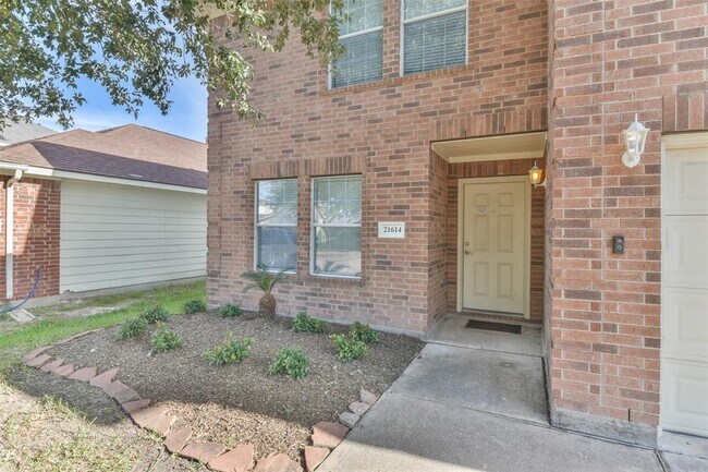 Building Photo - 21614 Donata Cir